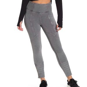 NWT Free People get it on leggings sz small